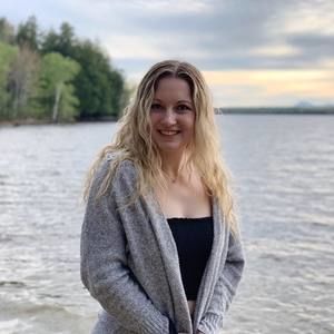 Meet your Posher, Natalie